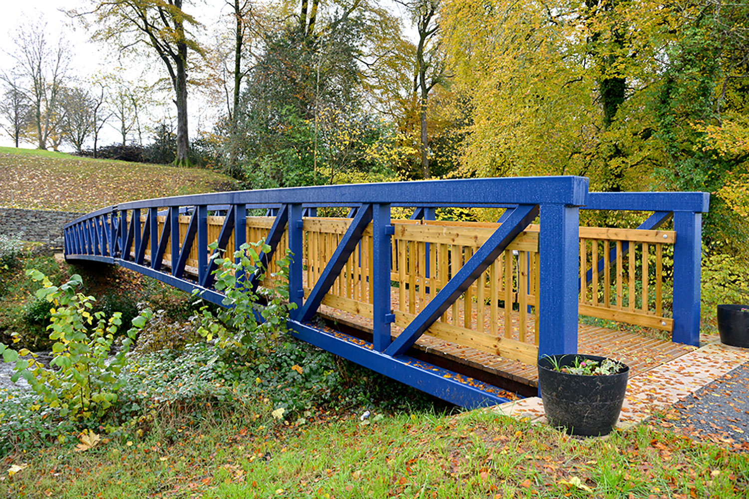 Mount Kelly River footbridge | Steel Bridges | Beaver Bridges